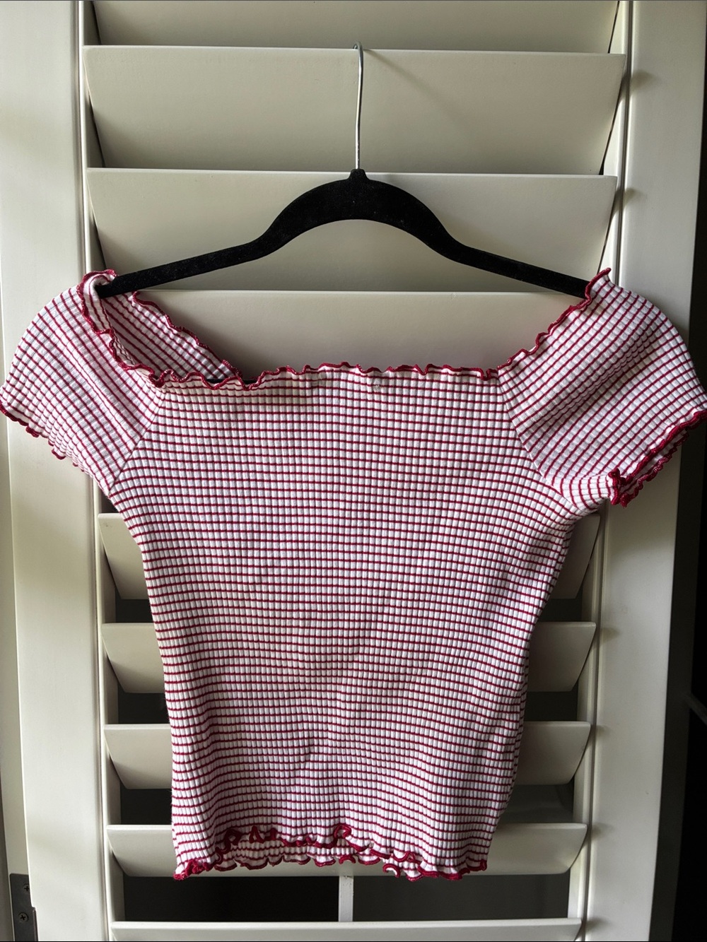 Zara Women’s Red Gingham Ribbed Ruffle Off-Shoulder Top - Picture 2 of 3
